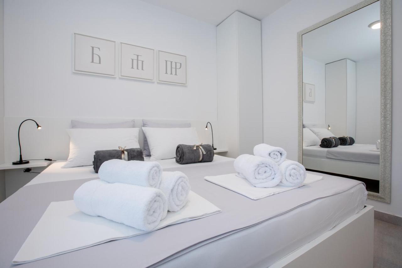 Guest House Mazuth II Banjol Екстериор снимка