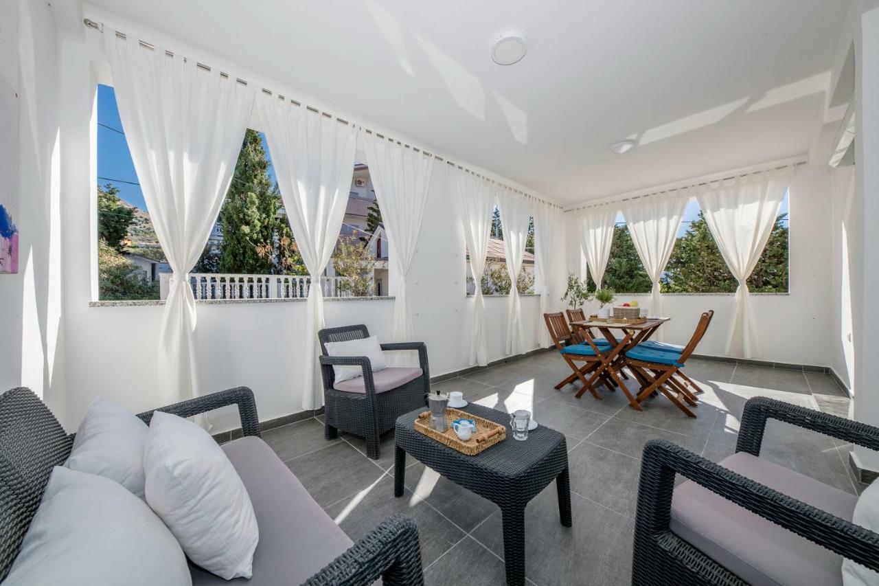 Guest House Mazuth II Banjol Екстериор снимка