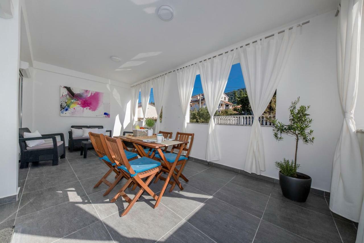 Guest House Mazuth II Banjol Екстериор снимка