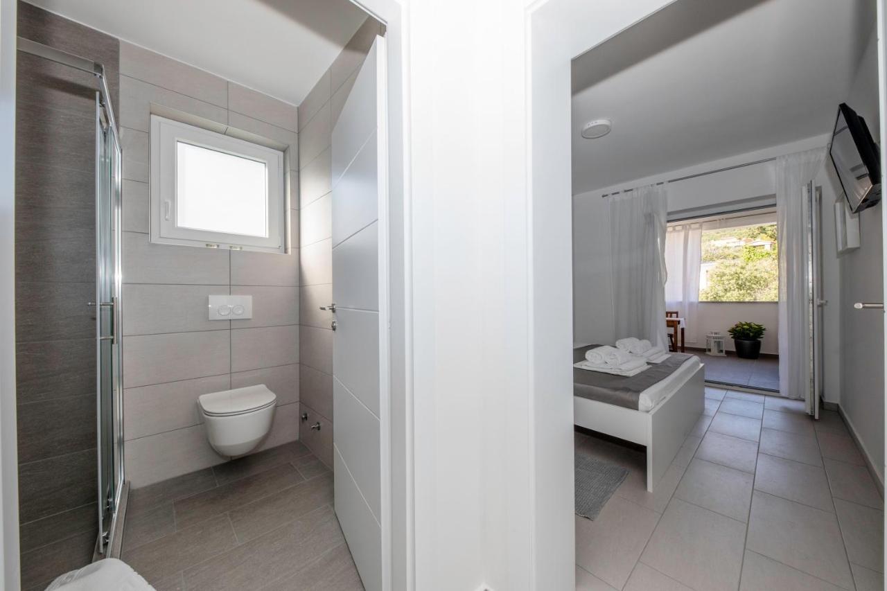 Guest House Mazuth II Banjol Екстериор снимка